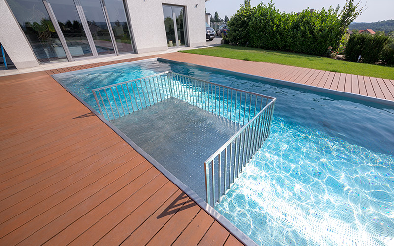Kvalitní nerezové bazény s individuálními prvky na míru dle přání klienta